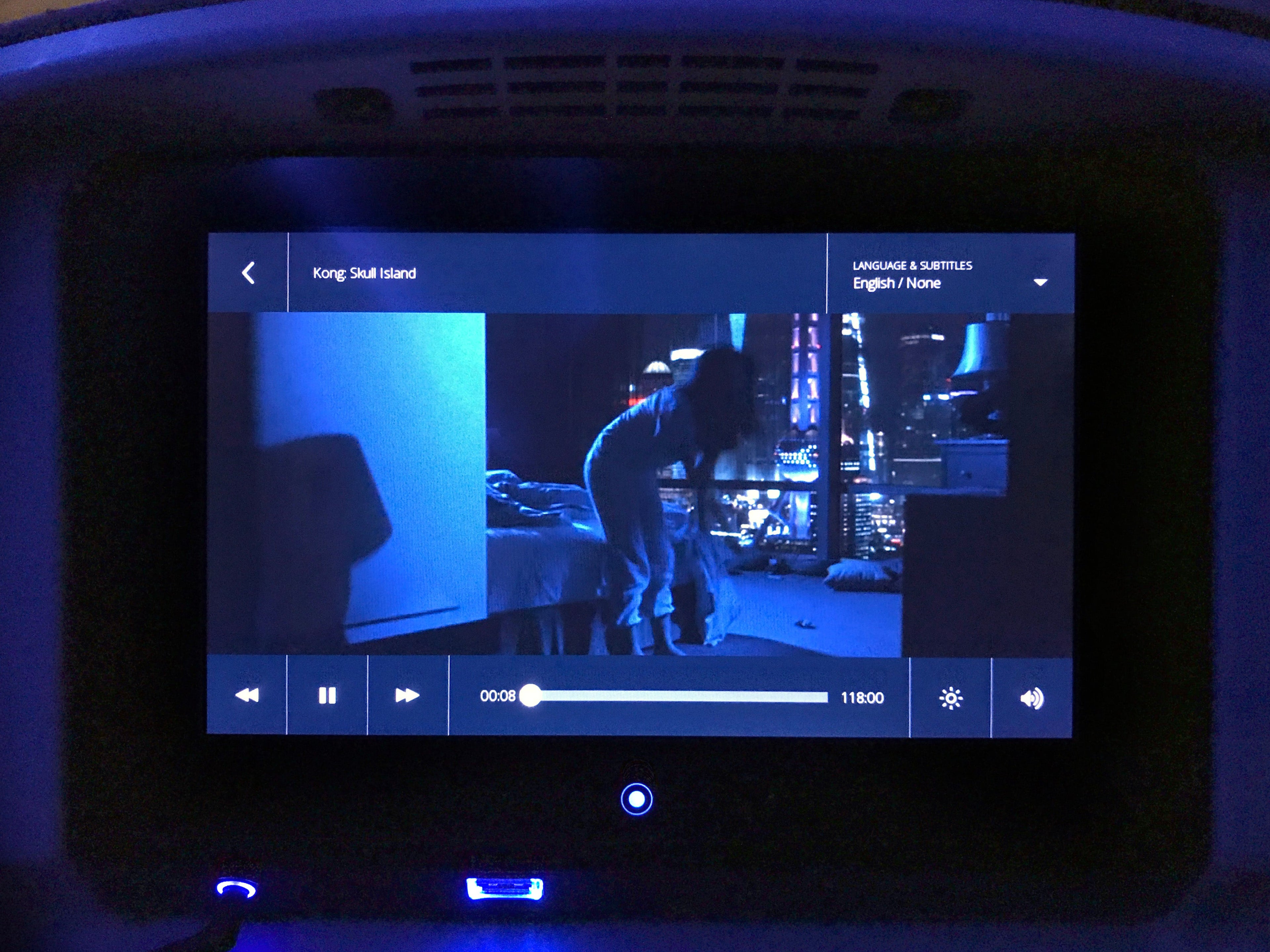 Delta 737-900ER Silent Disco