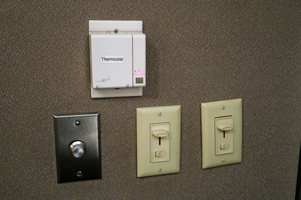 Minute Suites ATL thermostat