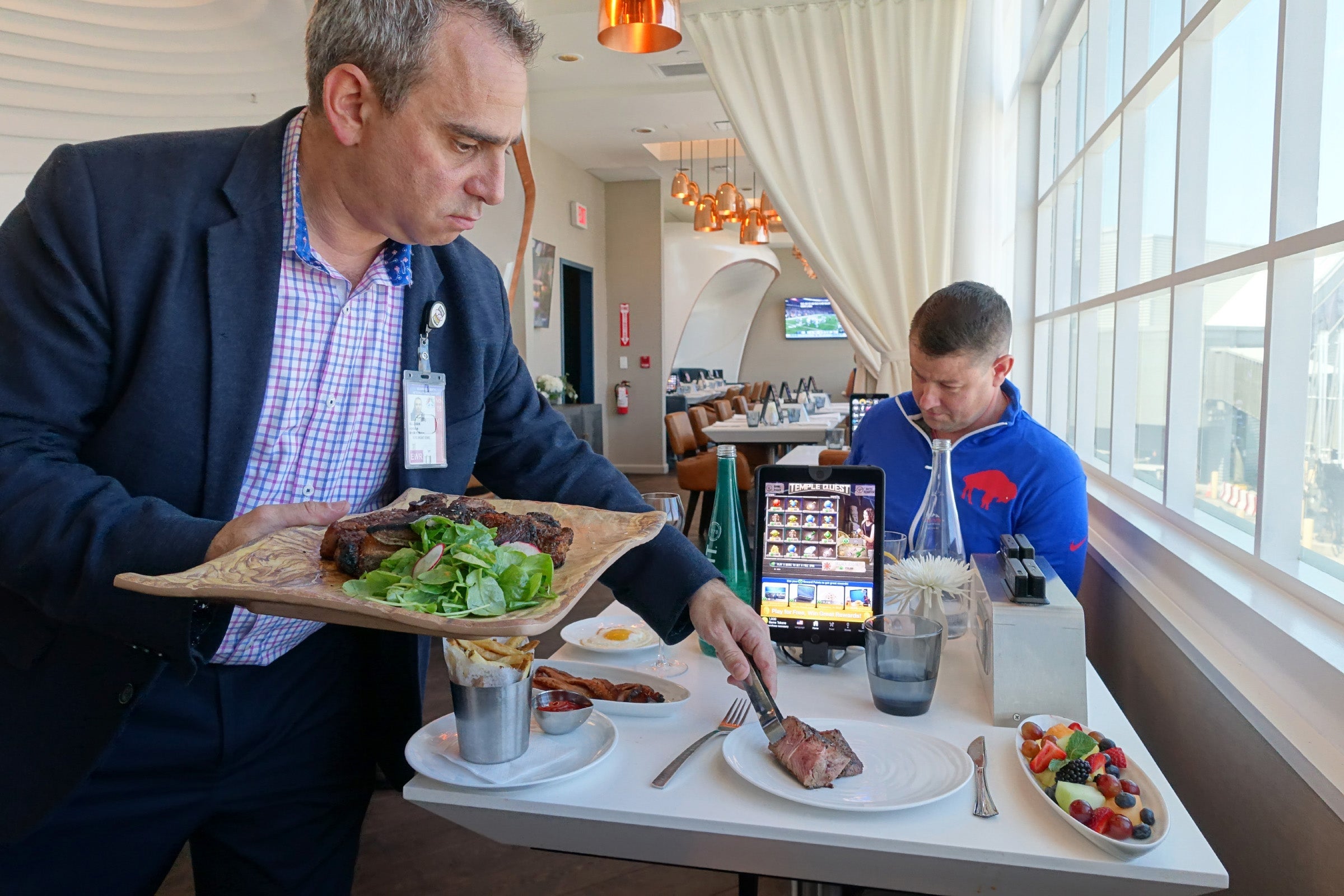 Classified Restaurant Review United Newark