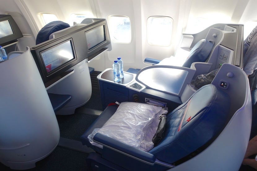 delta 757