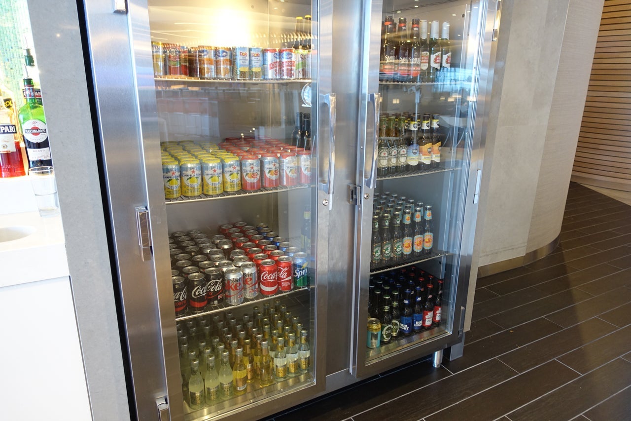 American Airlines JFK Flagship Lounge beverages.