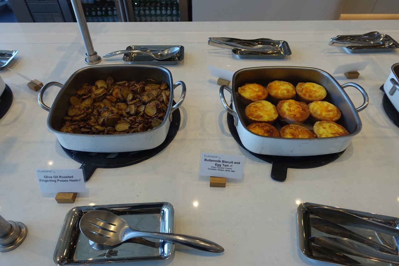 IMG-aa-biz-flagship-lounge-food-4