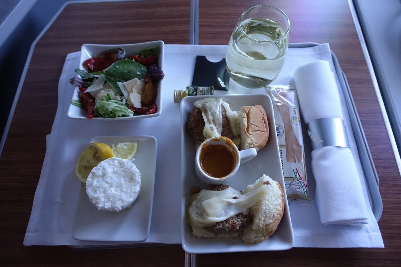 IMG-aa-biz-light-meal