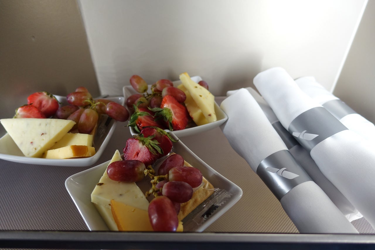 IMG-aa-biz-self-serve-snacks-3