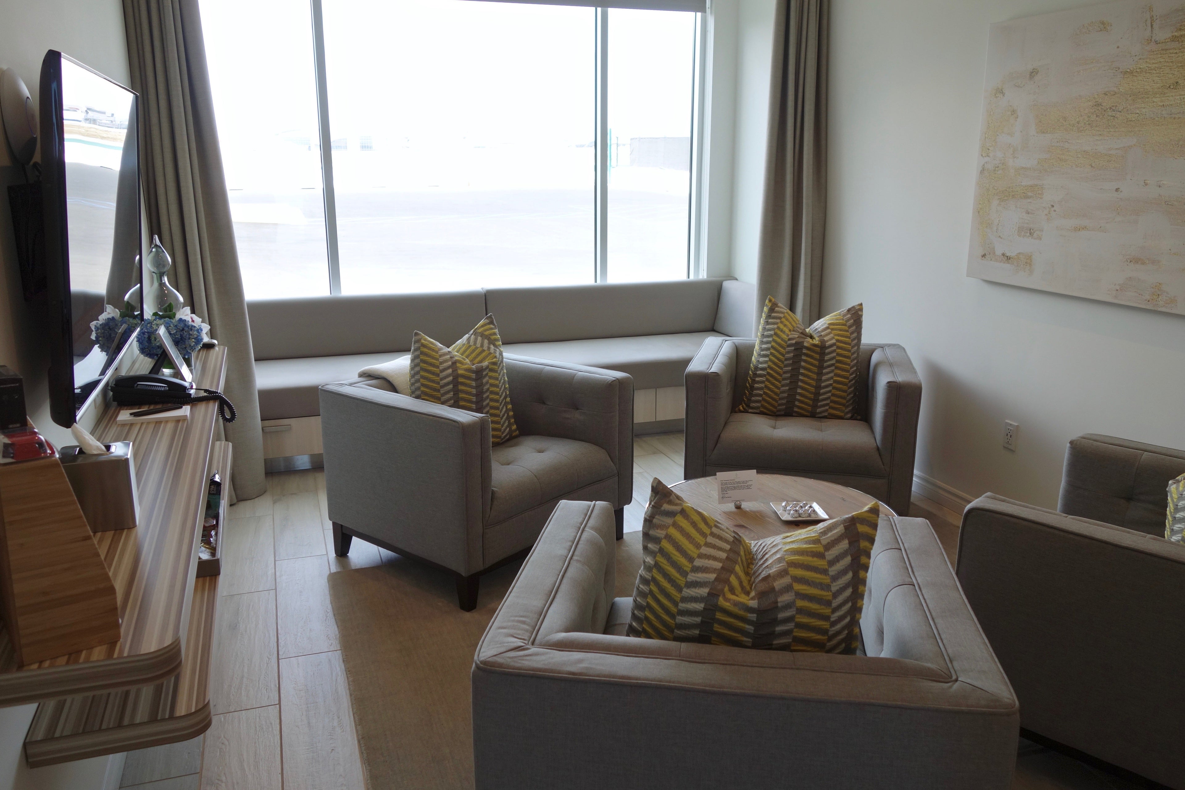 Private Suites LAX - 9