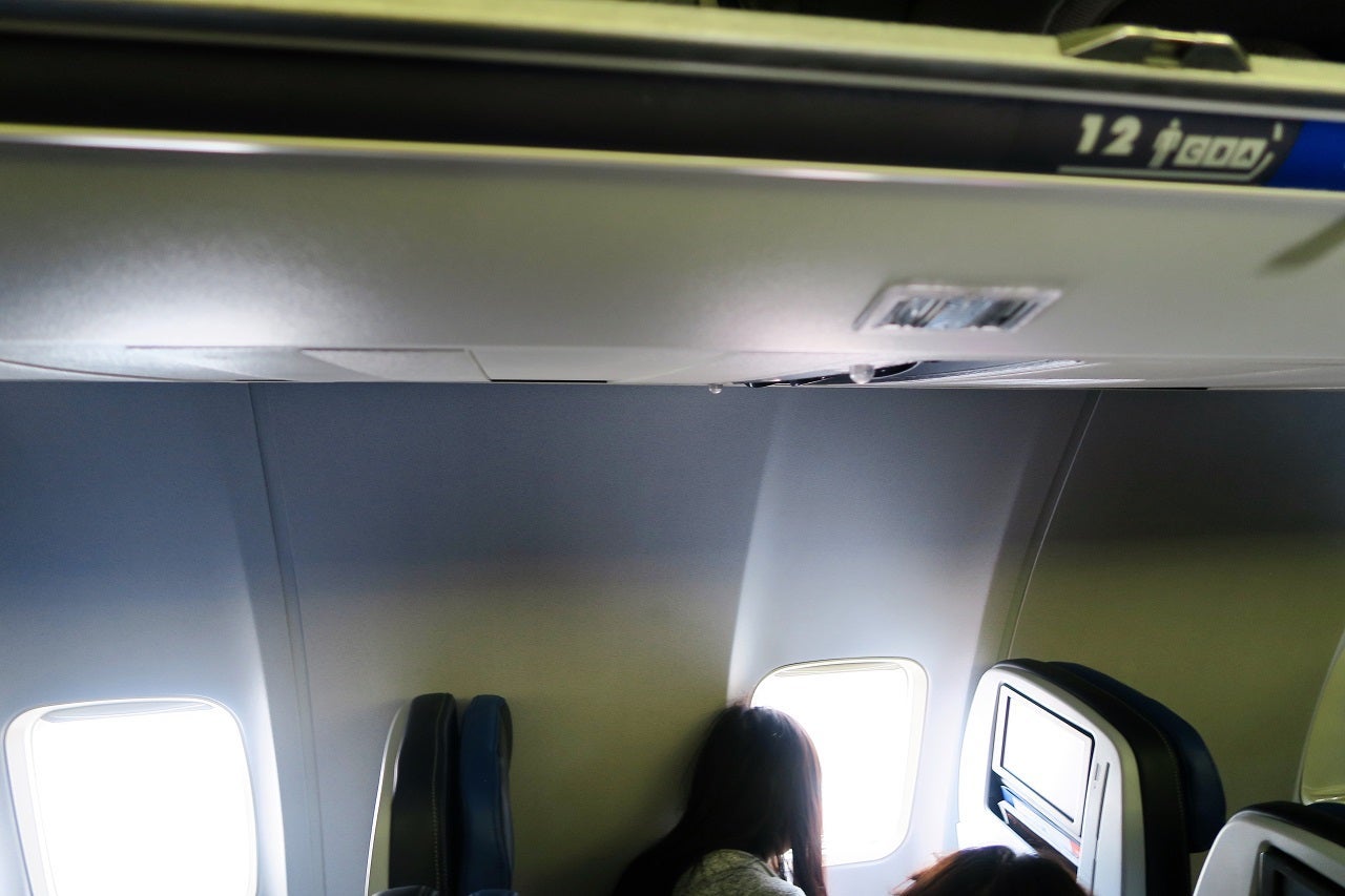United 738 Row 11A-12A