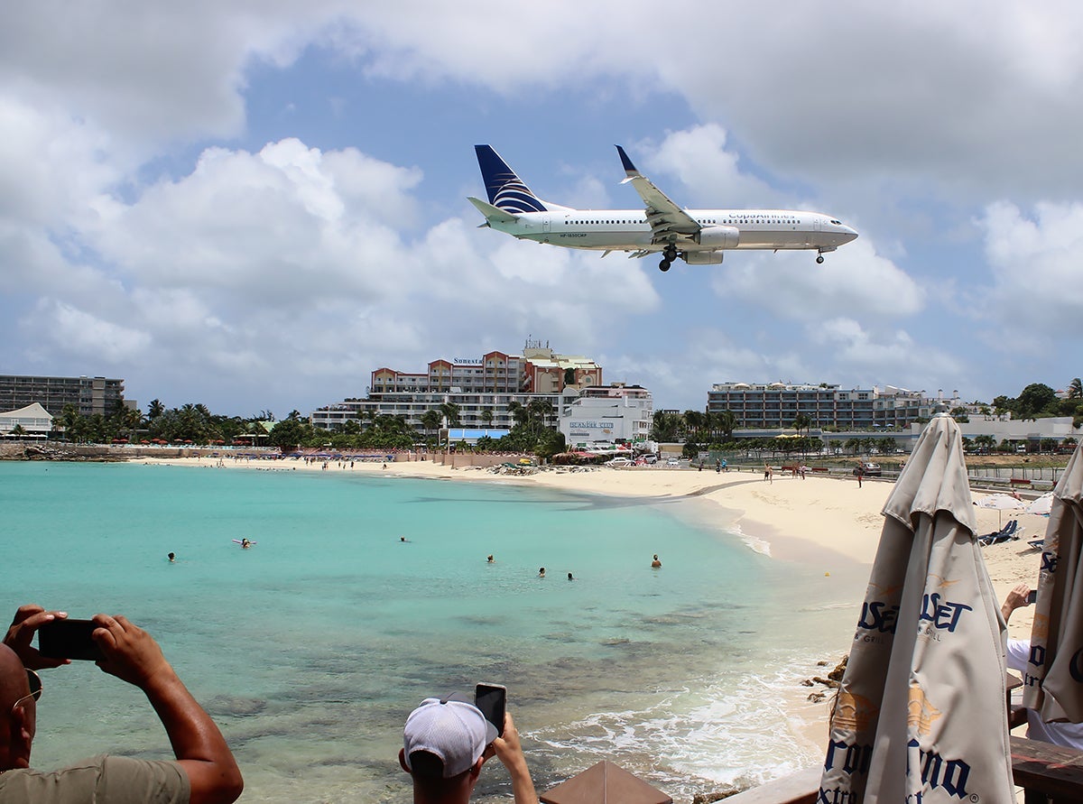 A common-as-rain 737 would elicit plane-spotter yawns anywhere else. But at Maho Beach, it's a beautiful sight.