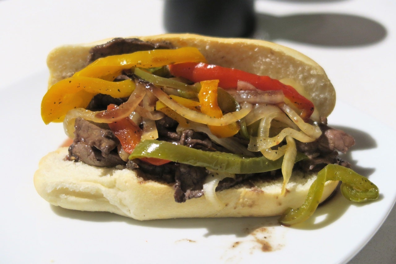 AA ORD Flagship Lounge - Chicago Style Italian Beef sandwich