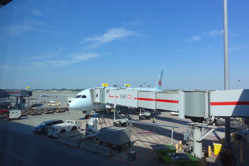 Air Canada jet bridge