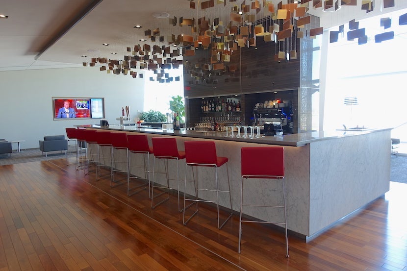 Air Canada lounge bar