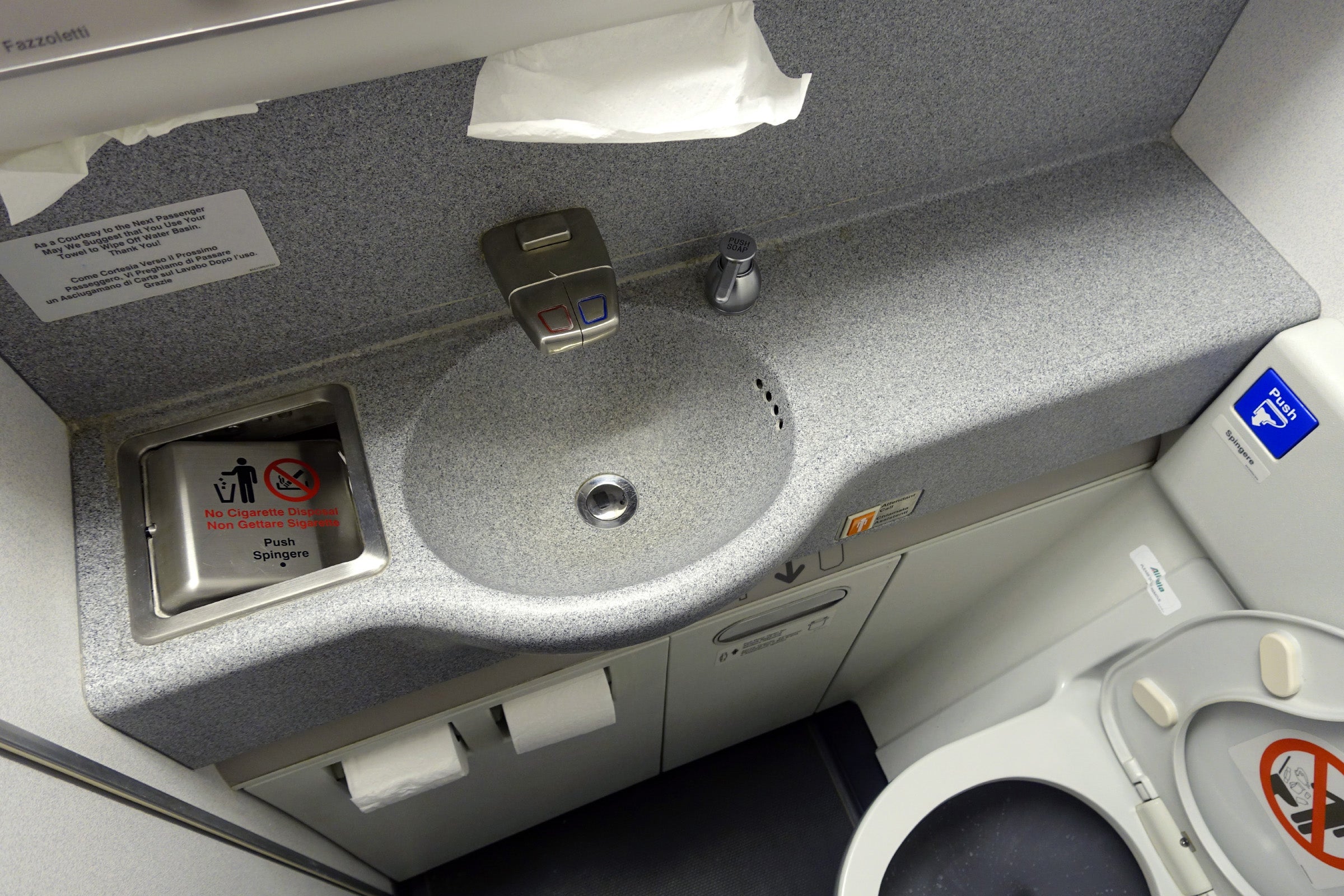 Alitalia 777 Business Class Review