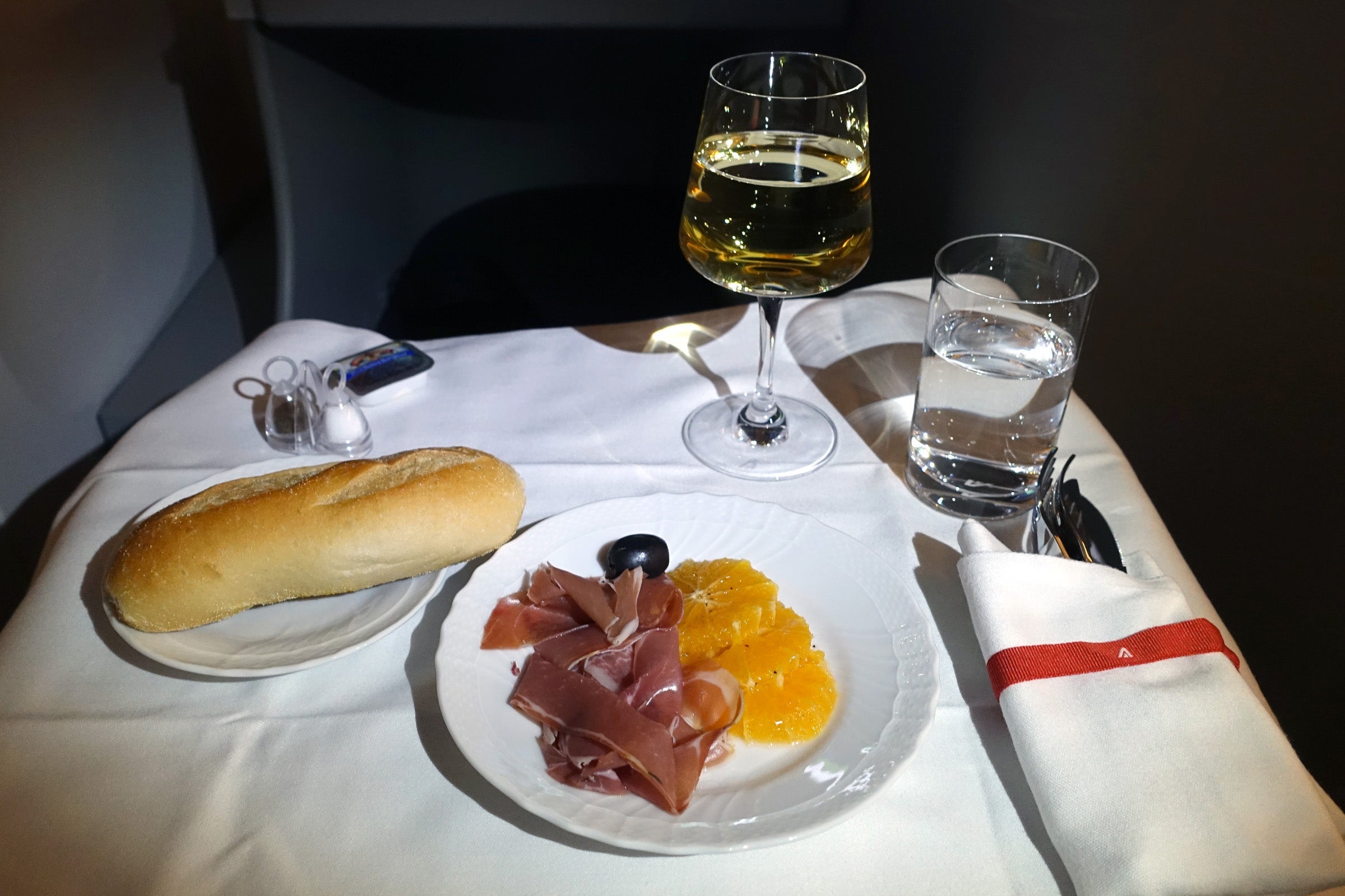 Alitalia 777 Business Class Review
