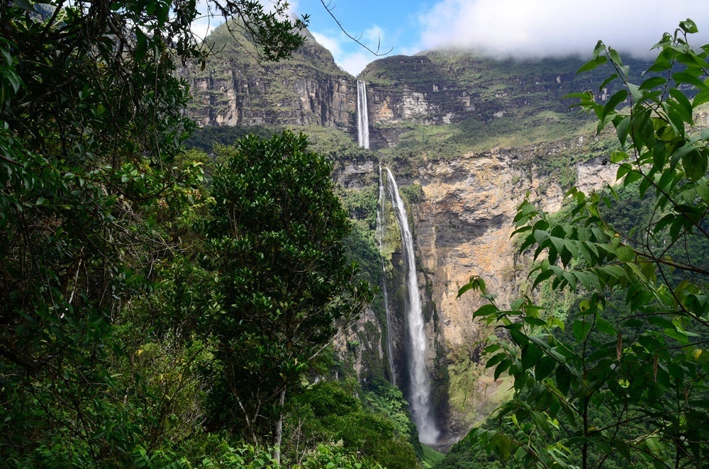 Gocta falls in Peru. Image by Billy Bergen / Flickr.