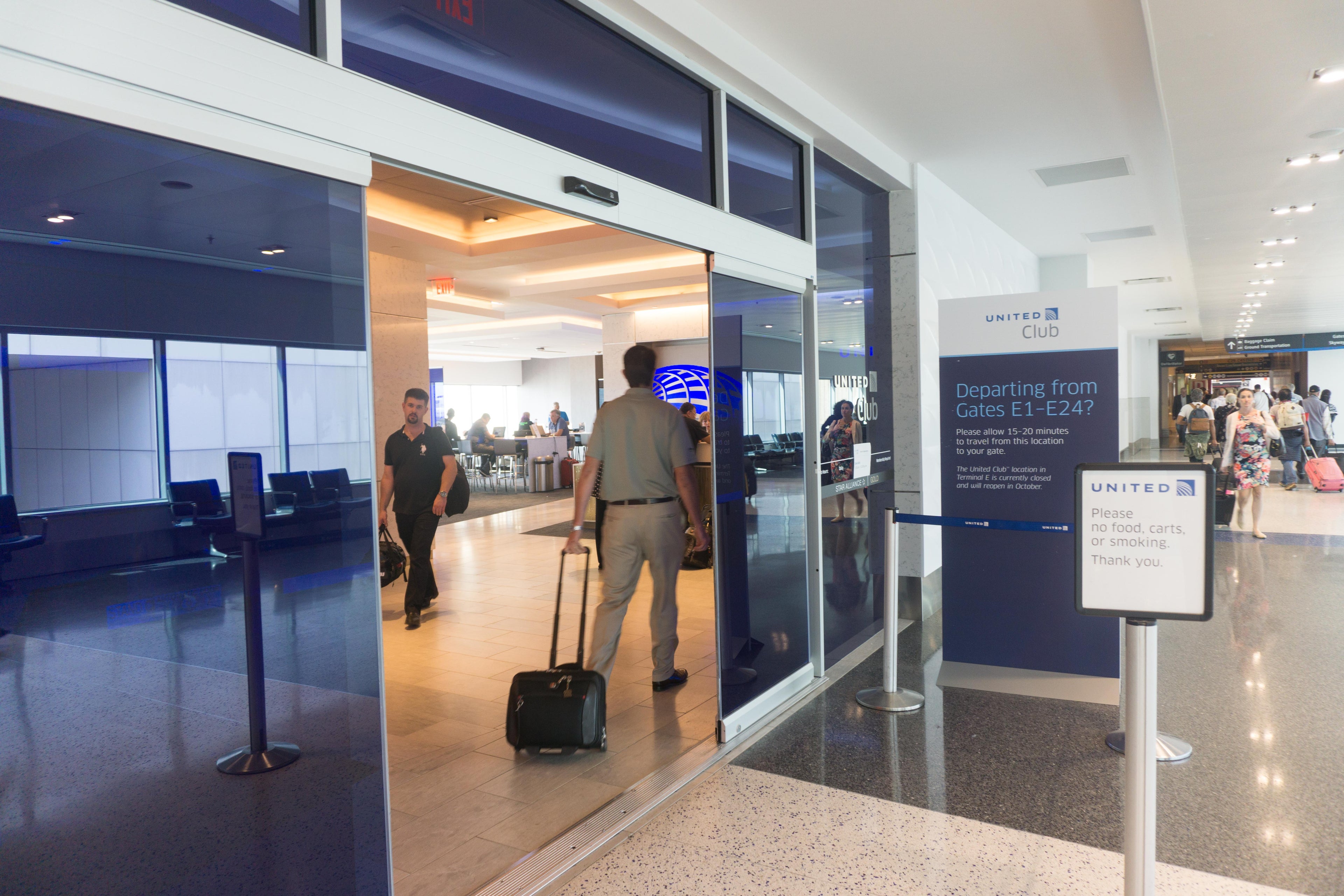 United Club Terminal C Entrance