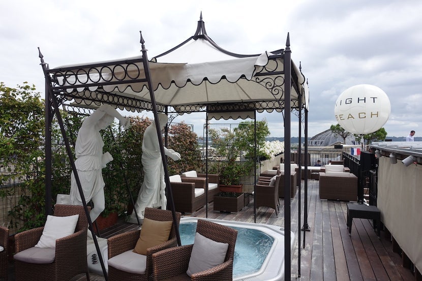 Intercontinental Bordeaux jacuzzi 2