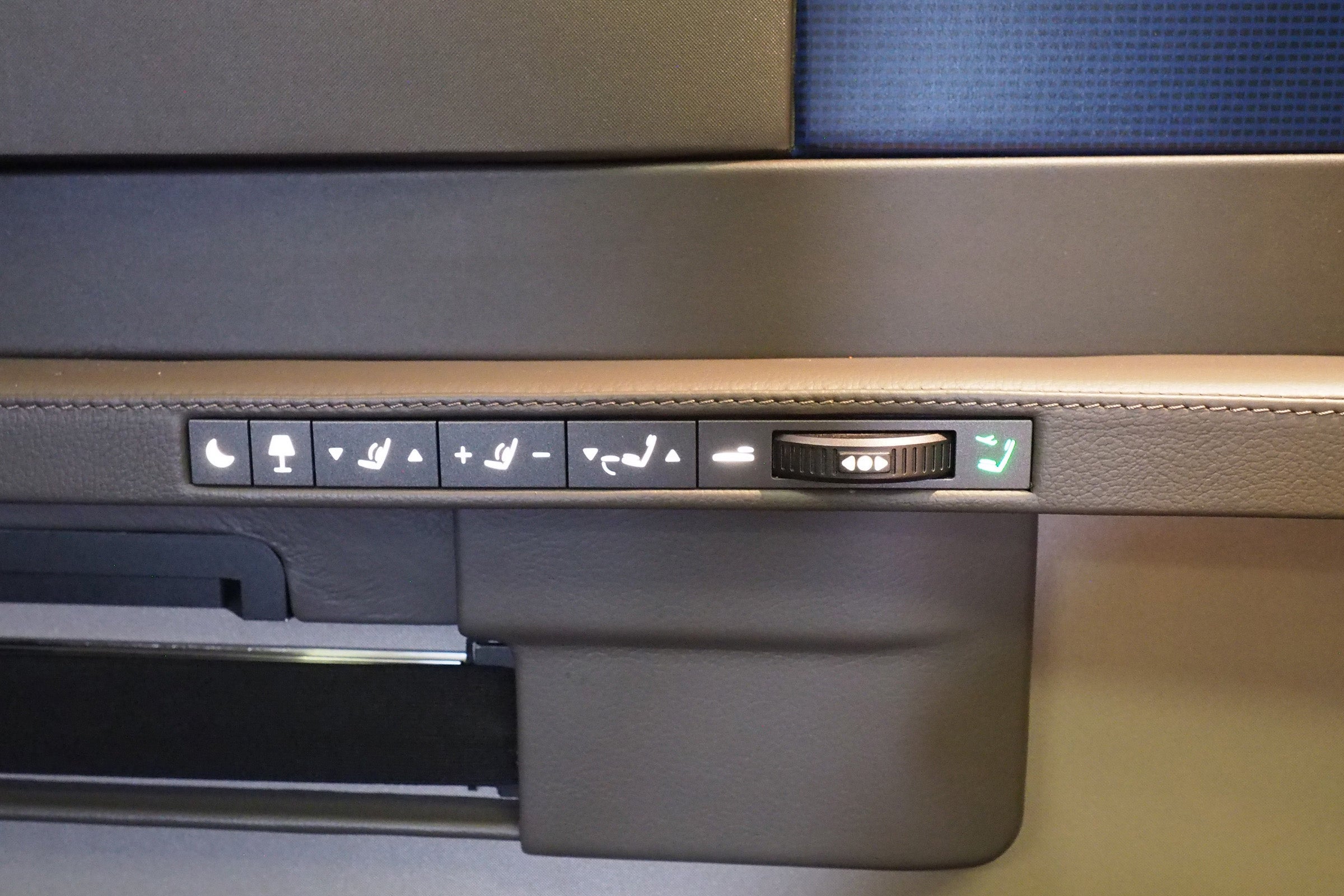 United 767-300ER Polaris Review