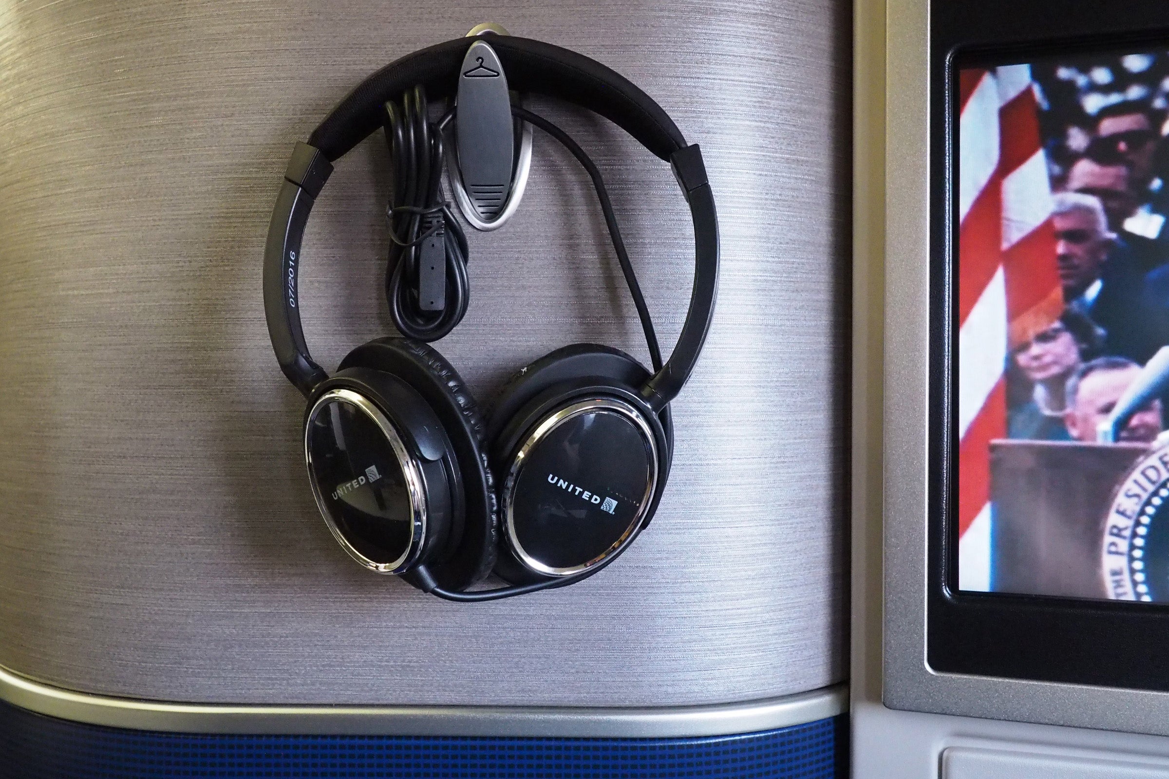 United 767-300ER Polaris Review