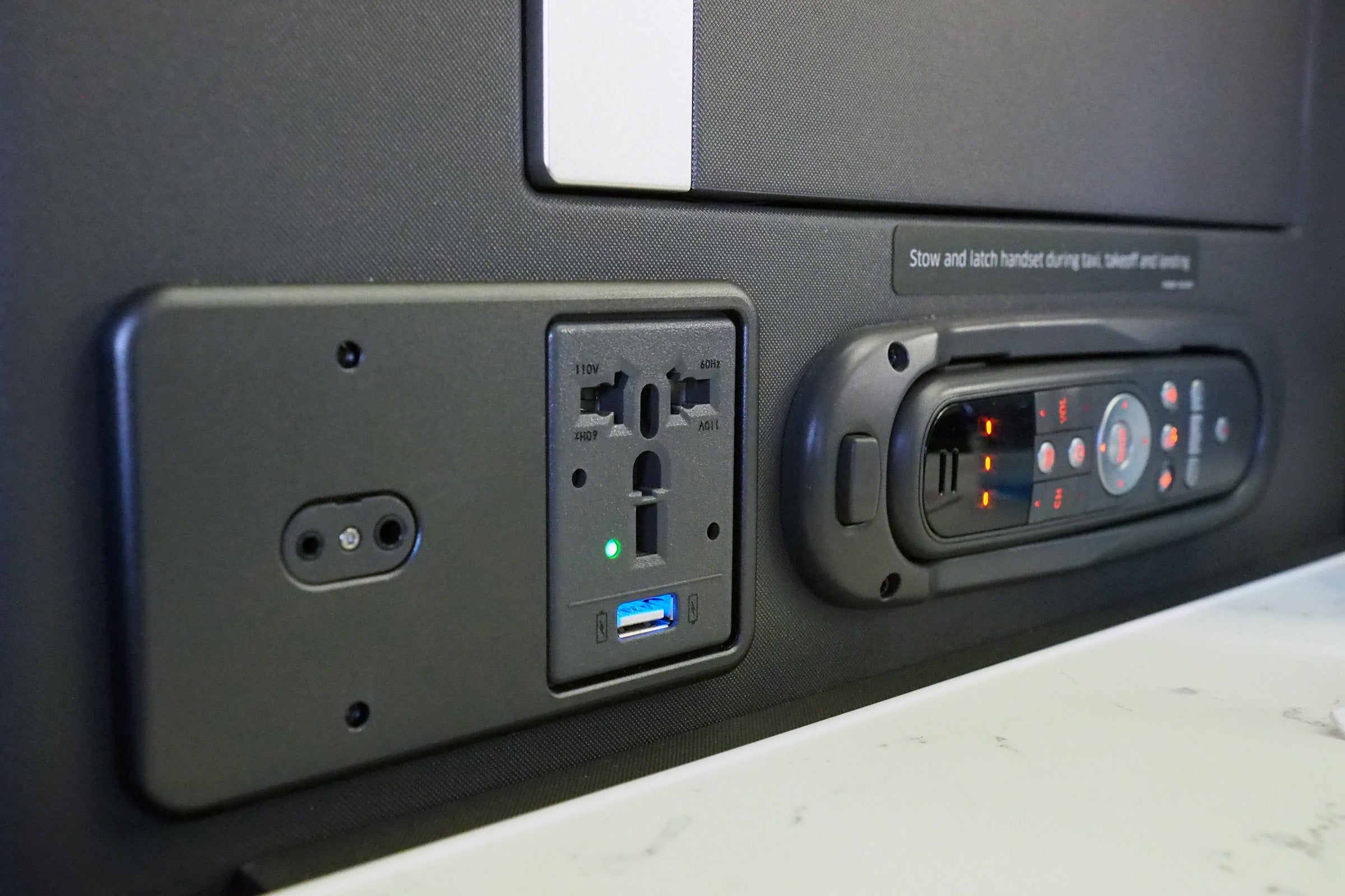 United 767-300ER Polaris Review