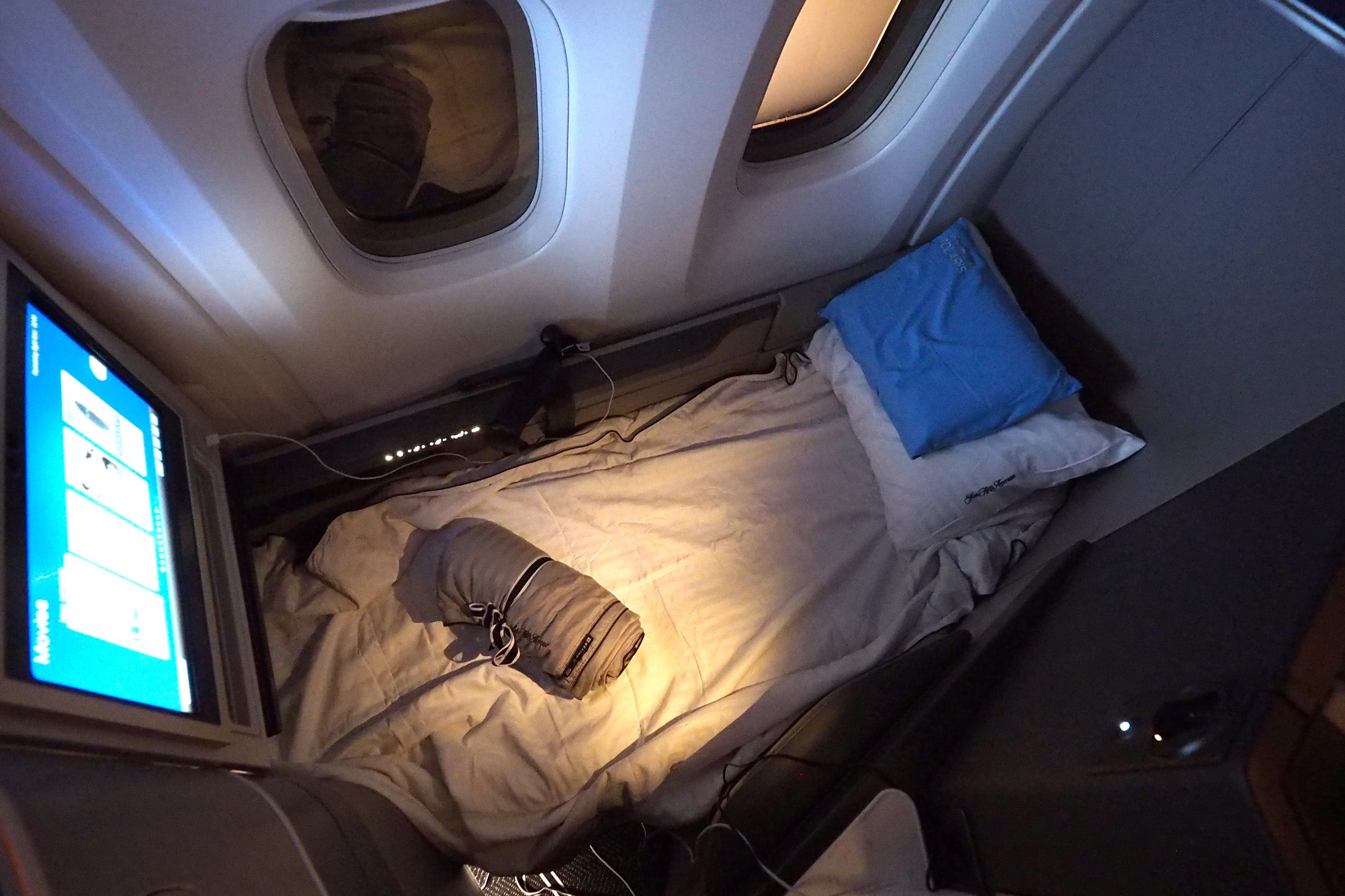 United 767-300ER Polaris Review