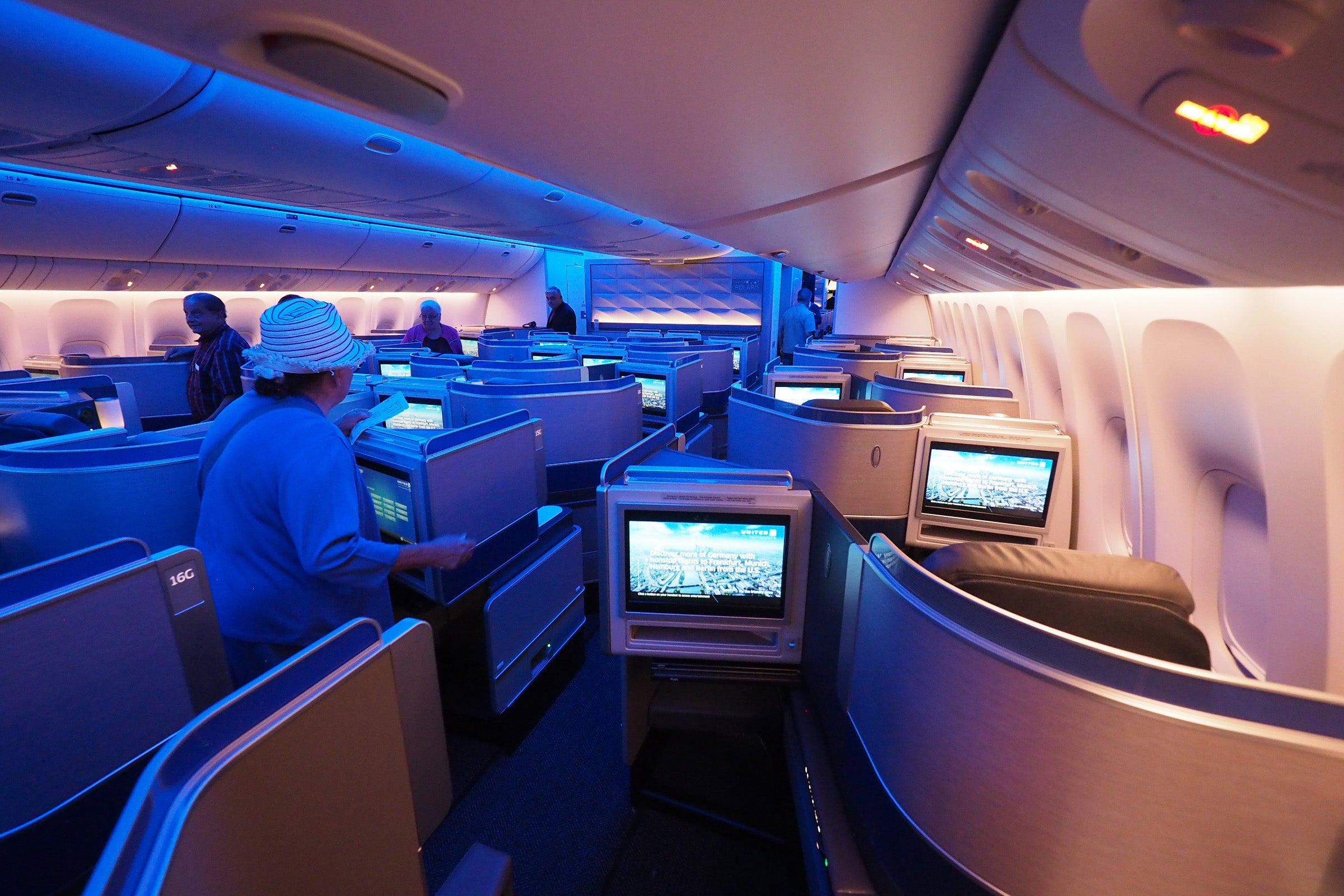 United 77W Relief Flight San Juan Puerto Rico