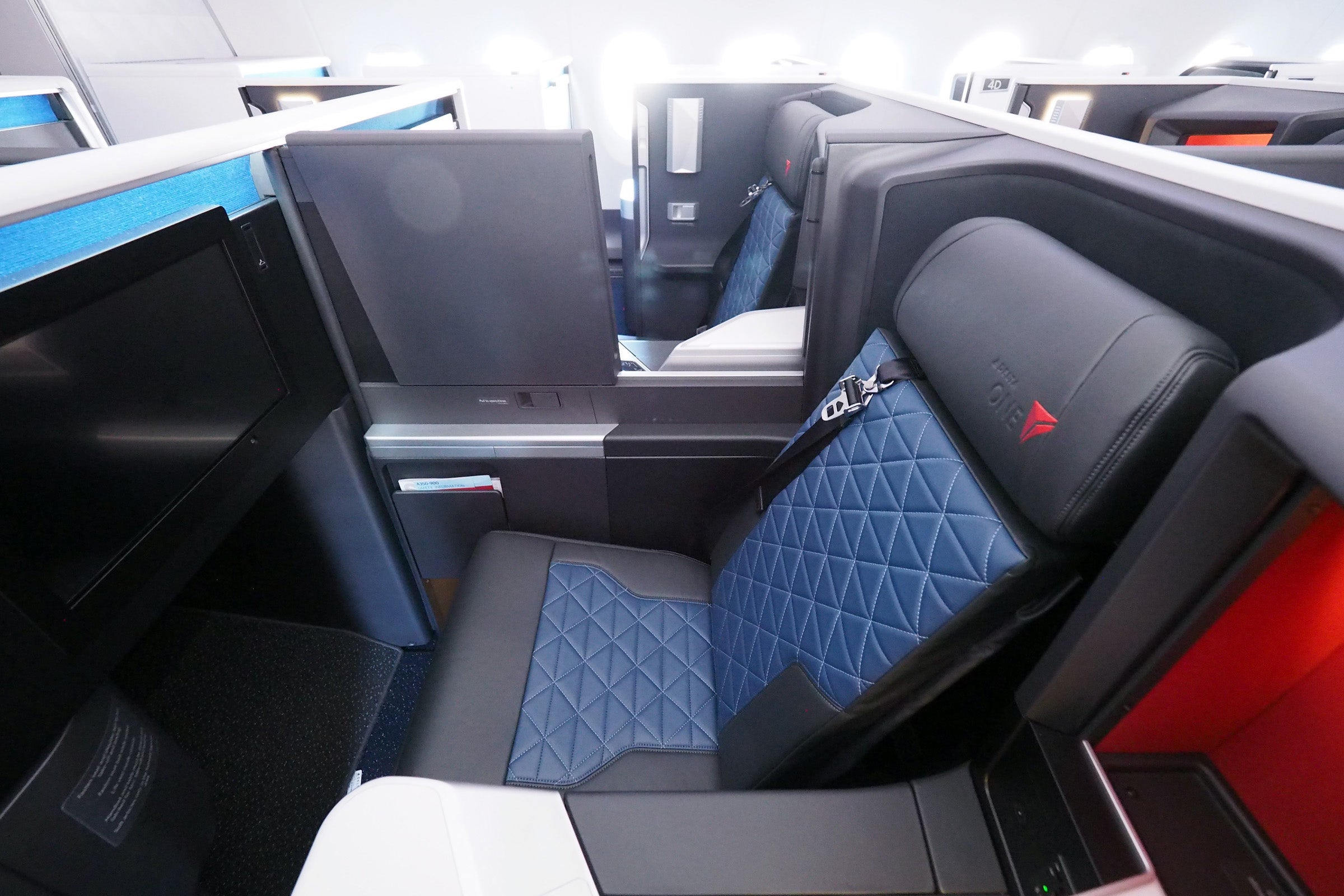 Delta A350 Tour Delta One Suite Premium Select