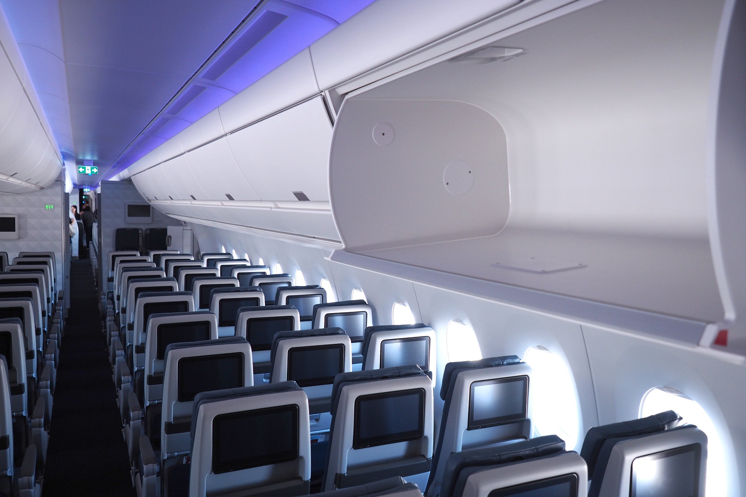 Delta A350 Tour Delta One Suite Premium Select