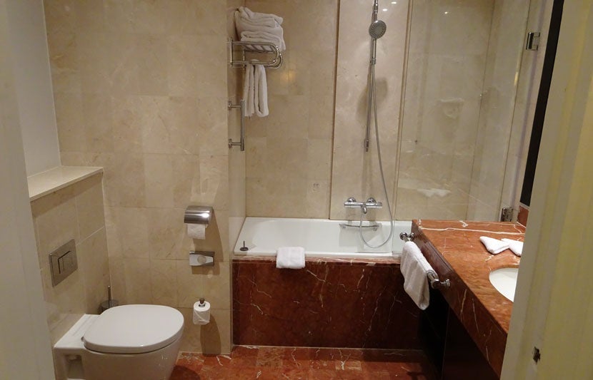 Paris-Room9