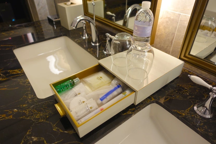 St Regis Shanghai amenities