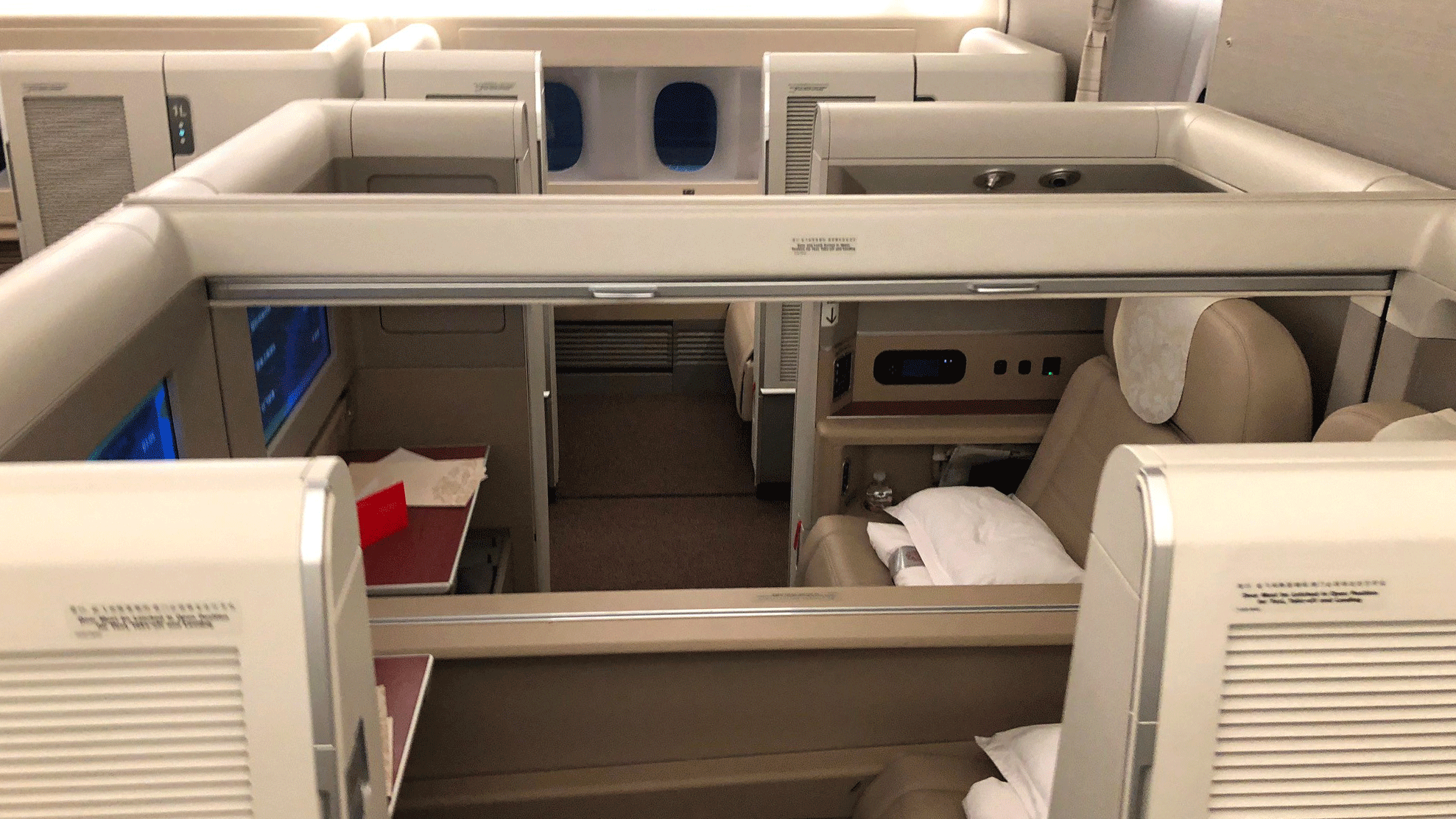 img-chinaeasternfirst