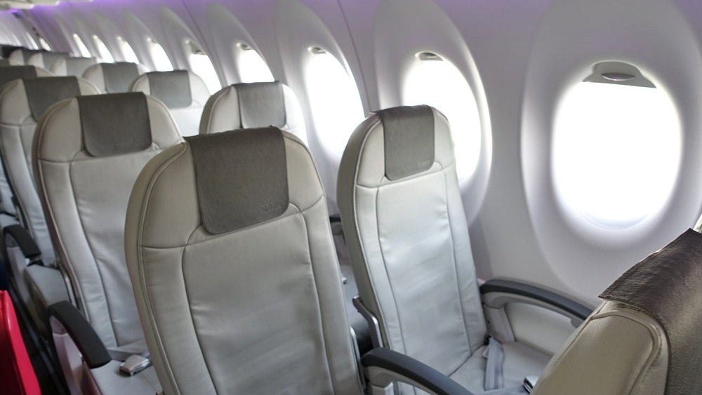 FE CS300 Bombardier