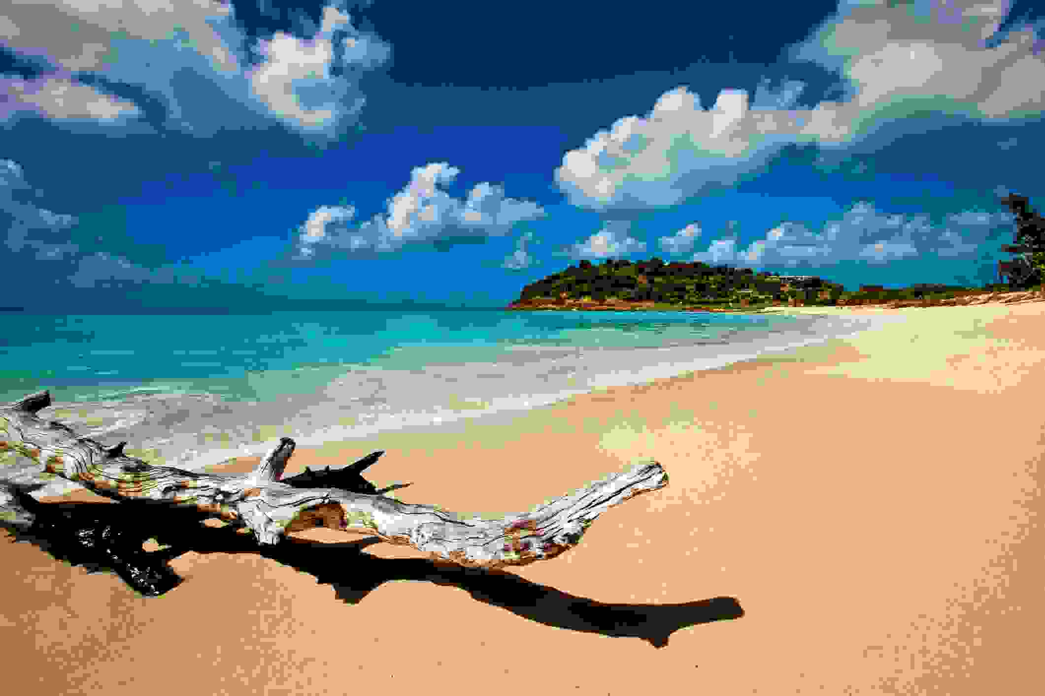 Ffryers Bay in Antigua. Image by Ian Rogers Photography / Getty Images.