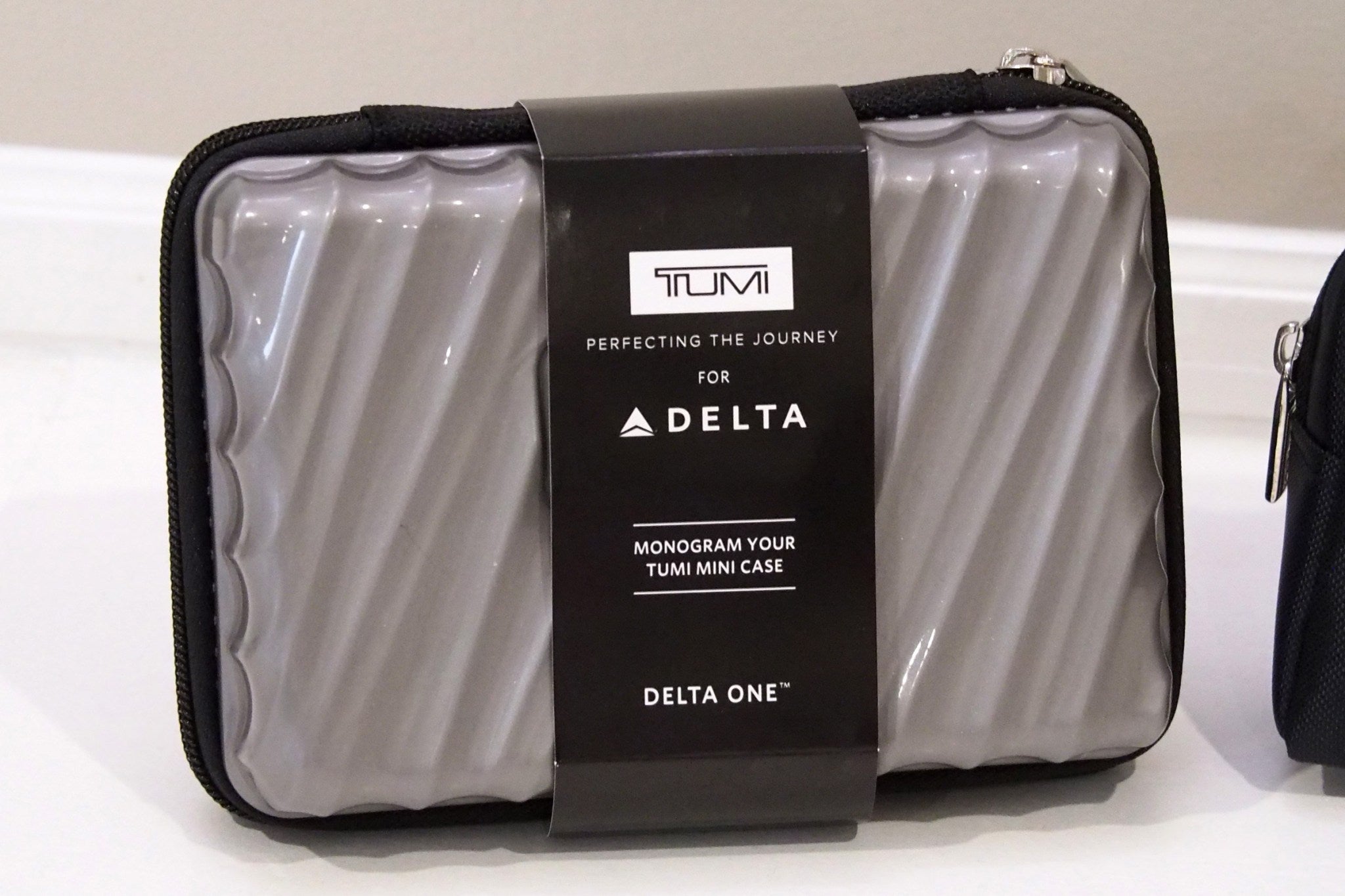 Delta One Premium Select Amenity Kits