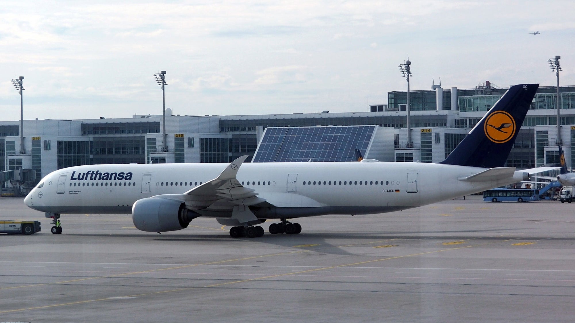 Lufthansa A350 Business Class Review