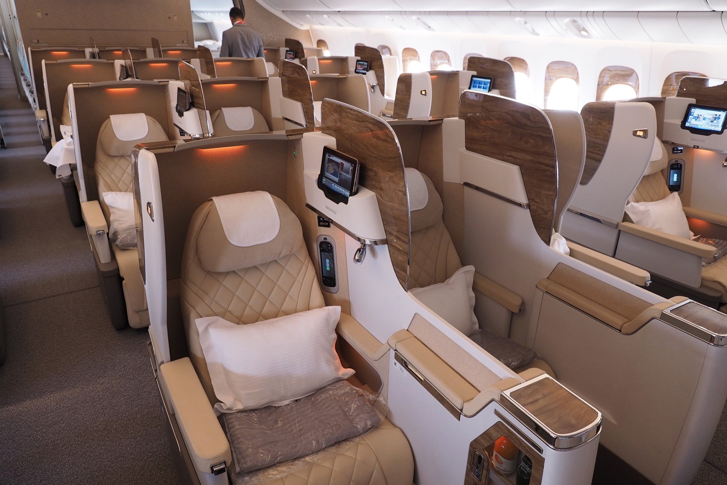 Emirates' new "posh 2-3-2" business class.