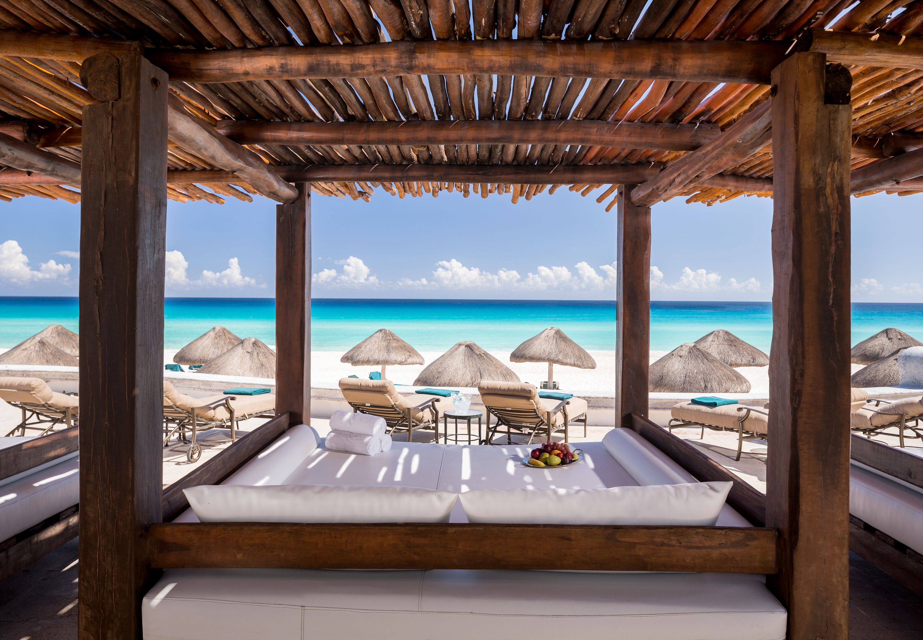 cabanas beach mexico cancun jw marriott