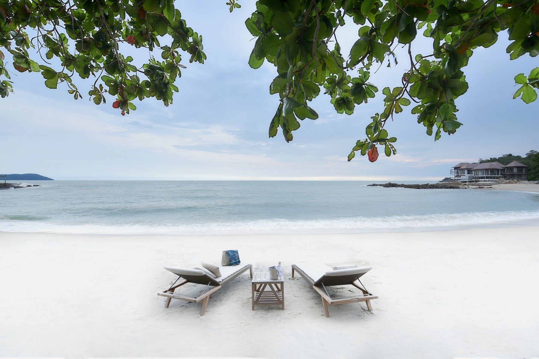 ritz carlton langkawi malaysia beach resort