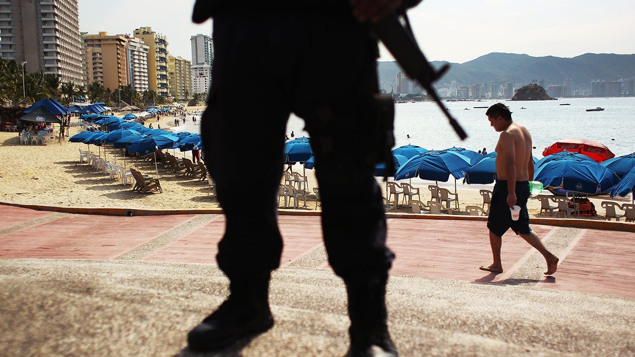 Drug Violence Plagues Mexican Resort Town Of Acapulco