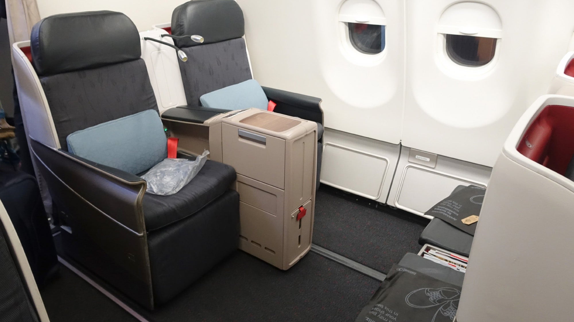 e cigarette turkish airlines Turkish Influencer Banned After Smoking Onboard an AJet Flight Sparks  Safety Outrage A mid-flight stunt by a Turkish social media influencer has  landed him on an airline blacklist and reignited concerns about main image 1