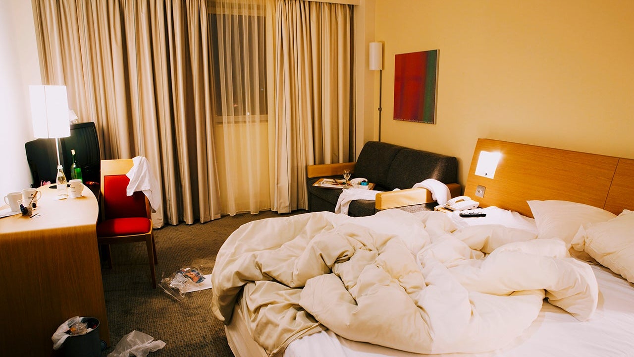 What Card Should I Be Using for Hotel Incidental Charges
