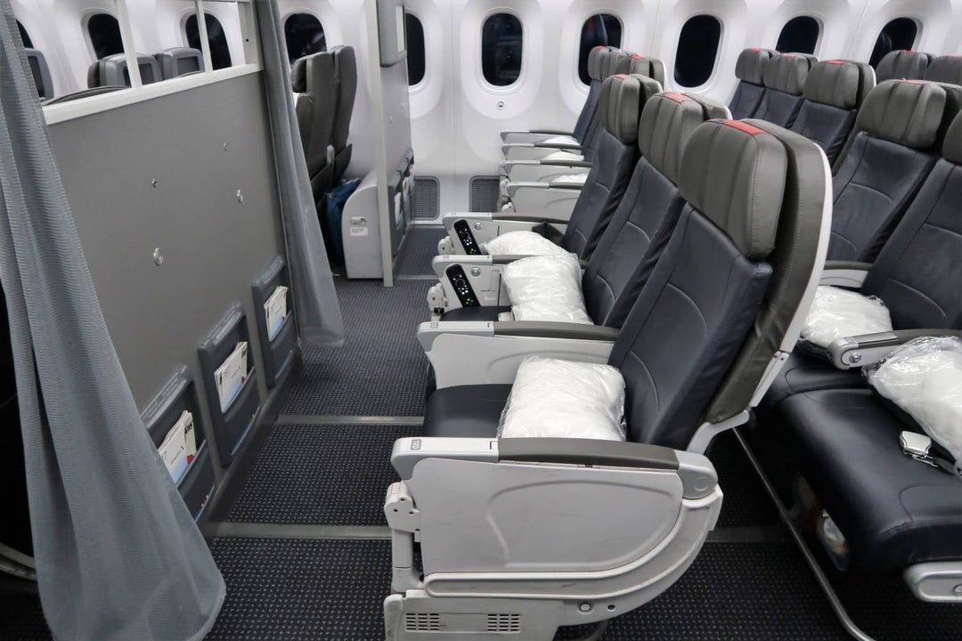 A Tour Of American Airlines Boeing 787 9 Dreamliner The Points Guy a-tour-of-american-airlines-boeing-787-9-dreamliner-the-points-guy