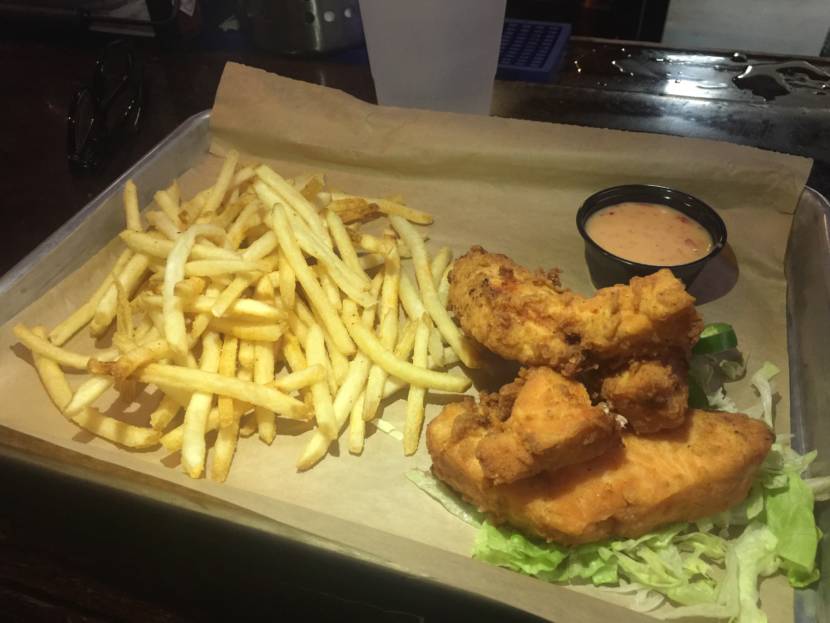 Motherloaded Tavern Chicken Fingers. Photo by Allen Salkin