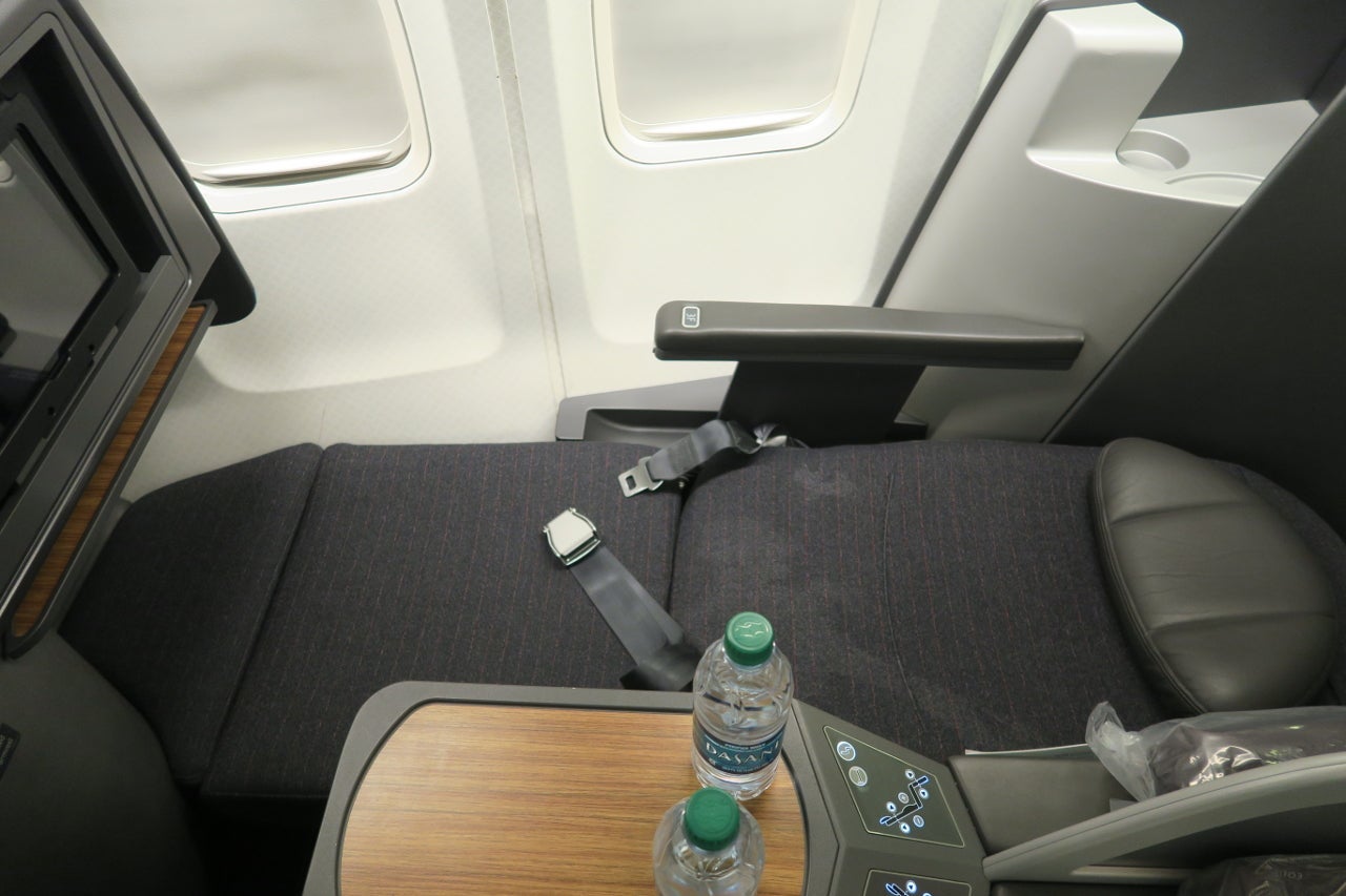 B/E Aerospace Diamond in lie flat mode.