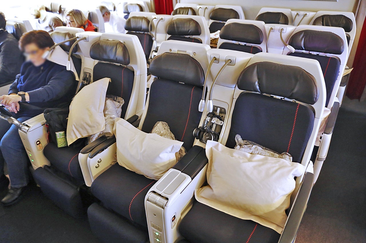 Air France's long-haul Premium Economy, which allows pets (Photo by Brendan Dorsey / The Points Guy)