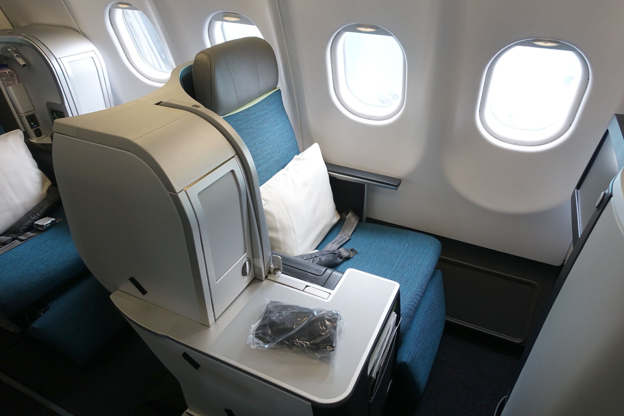 Aer Lingus A330 business class