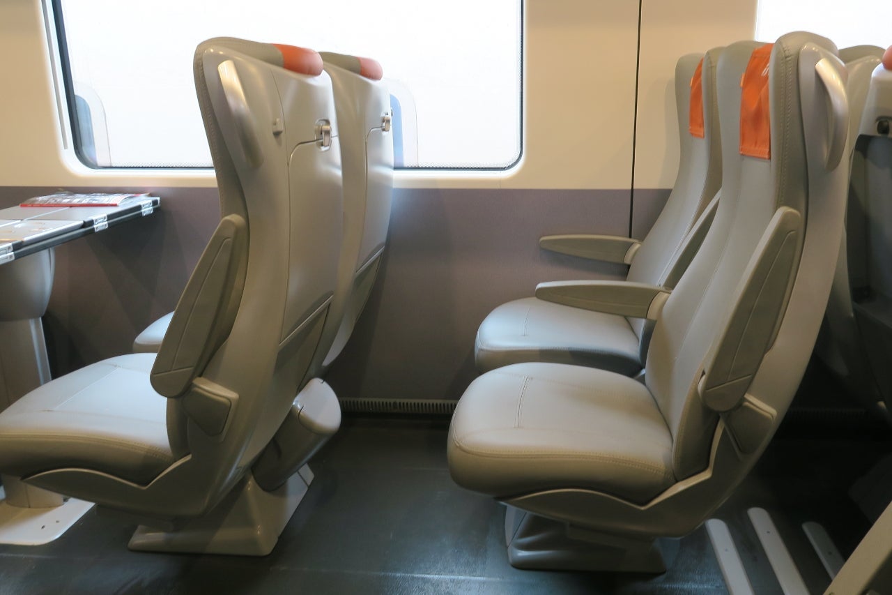 Even the worst seat on Trenitalia's Frecciarossa 1000 has decent pitch.