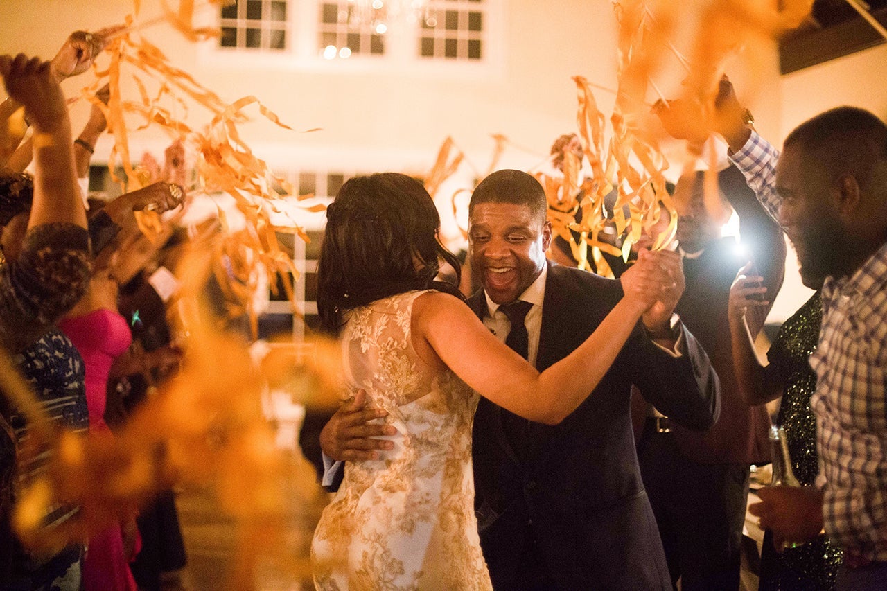 Help your friends find a good deal. (Photo by @sassandfrassphoto via Twenty20)