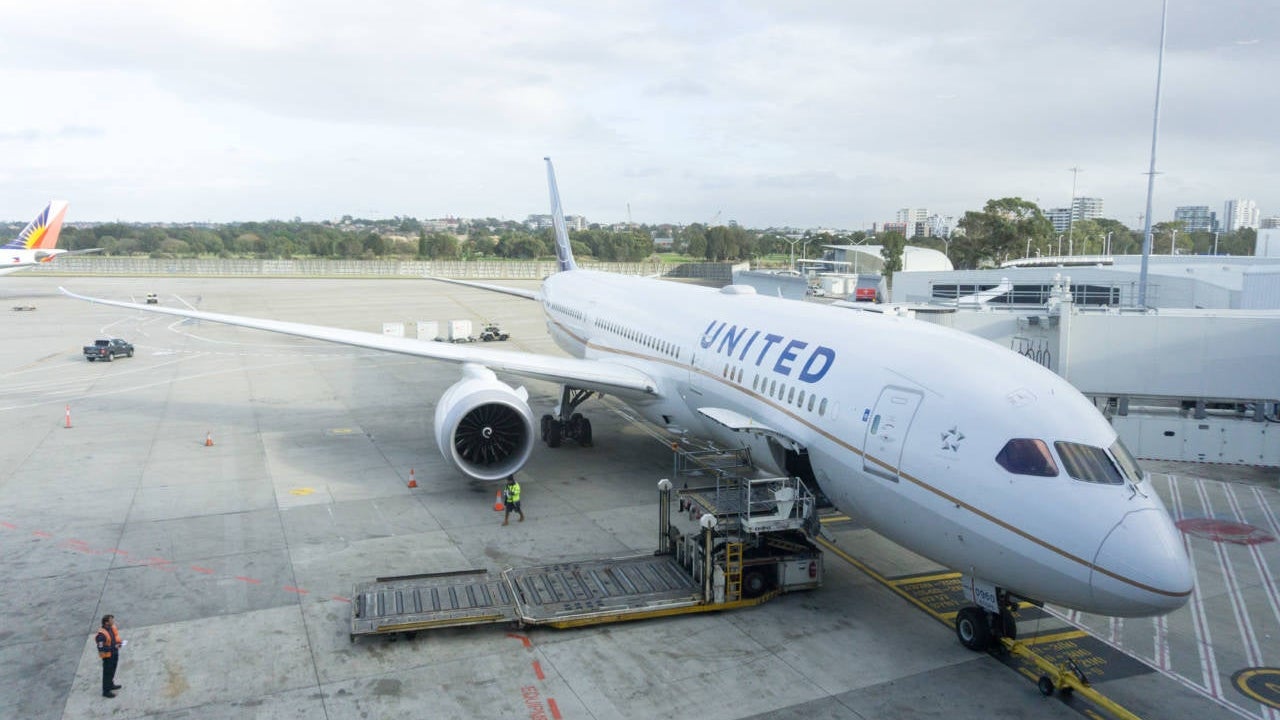 United Polaris 787-9 SYD to LAX (16 of 56)
