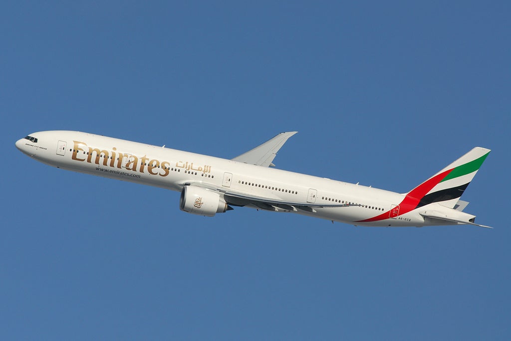(レア品) Emirates Boeing 777-300ER 値下げ出来ます Review: Emirates (777-300ER) Biz From Singapore to Accra