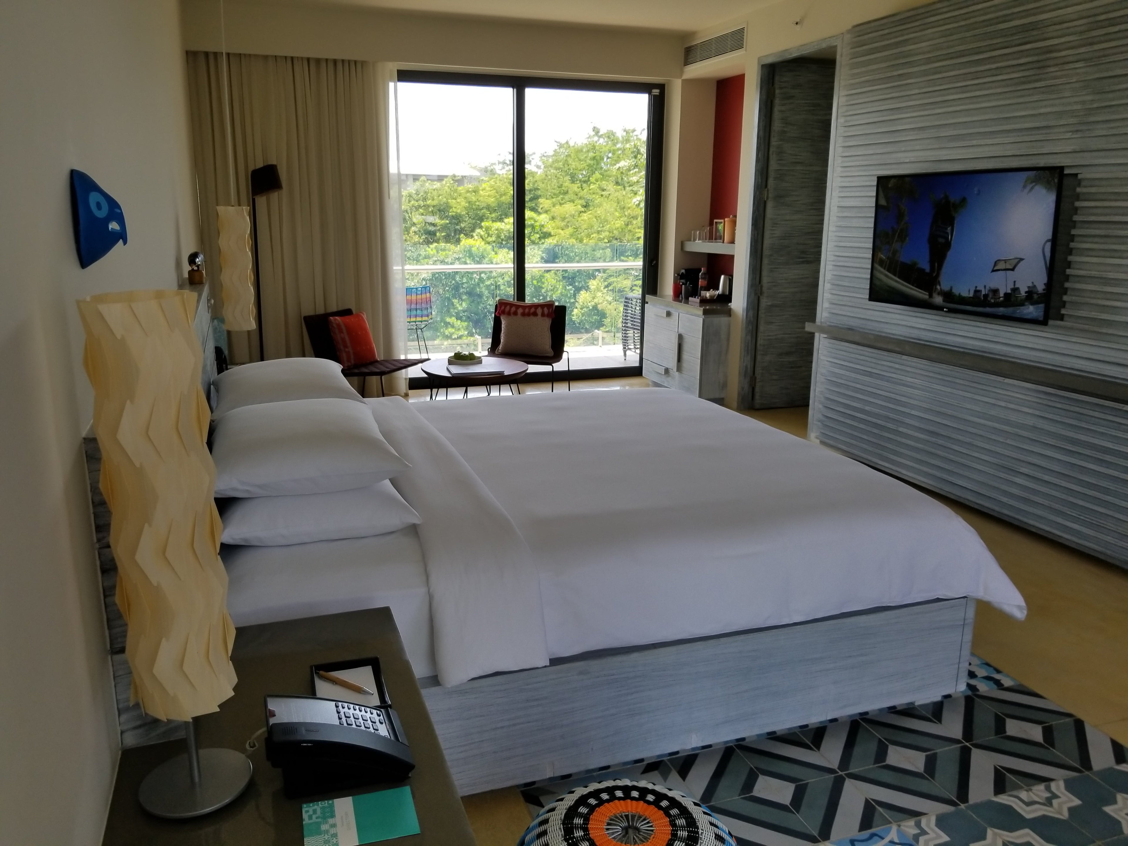 Standard Lagoon King Room