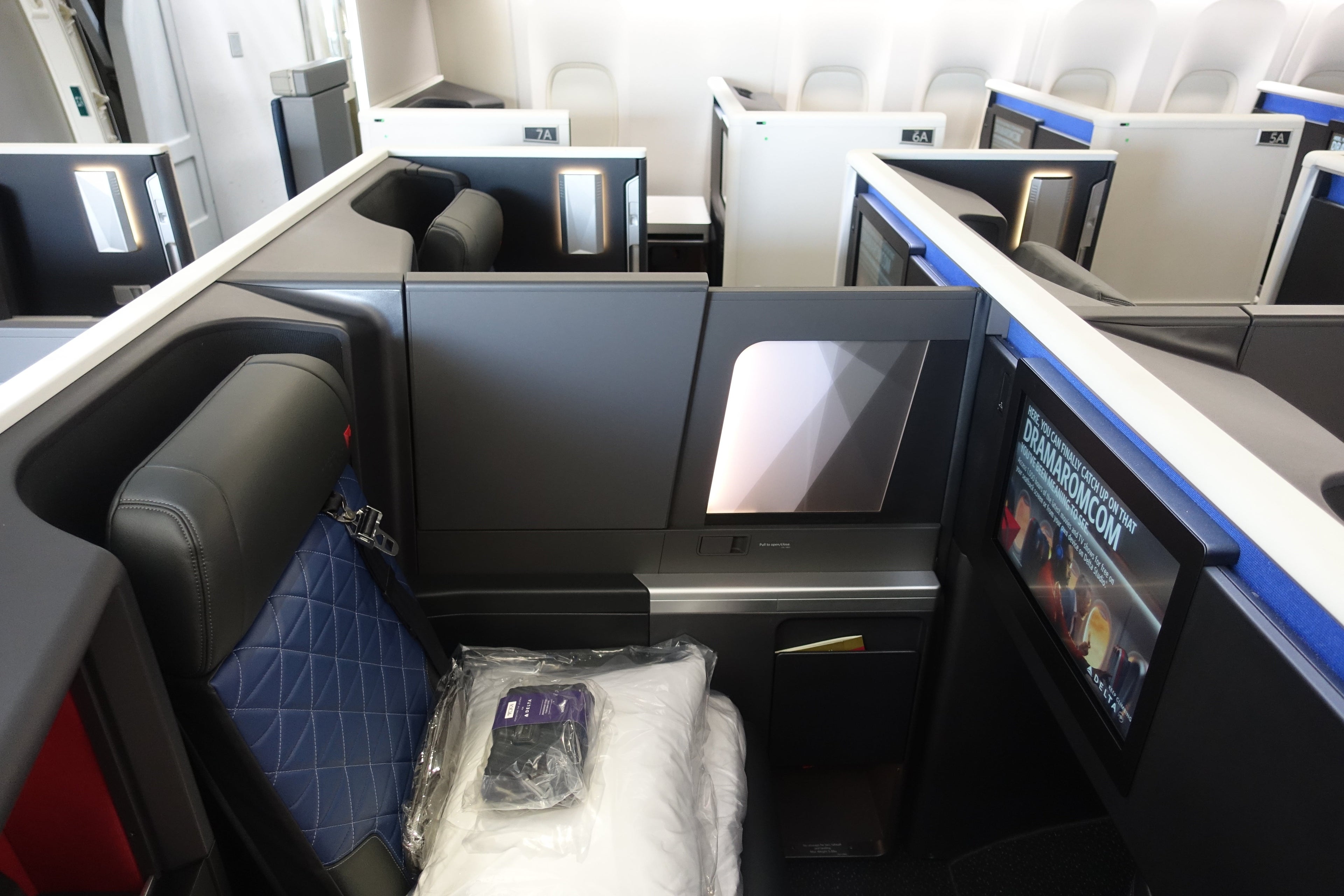 delta one suite 777